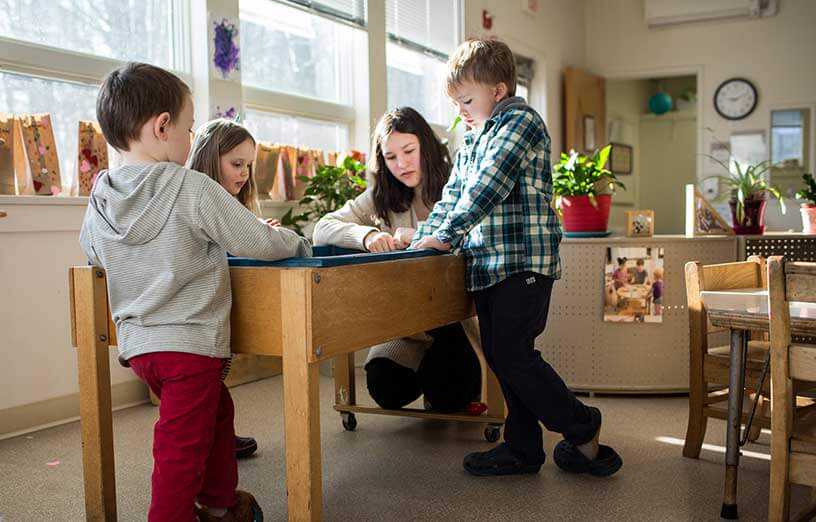 代怀孕早期小腹痛_代怀孕早期胃痛怎么办