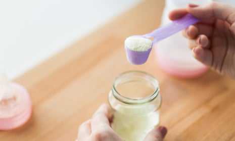 <strong>女人腰痛当心盆腔炎 如何养腰护腰</strong>